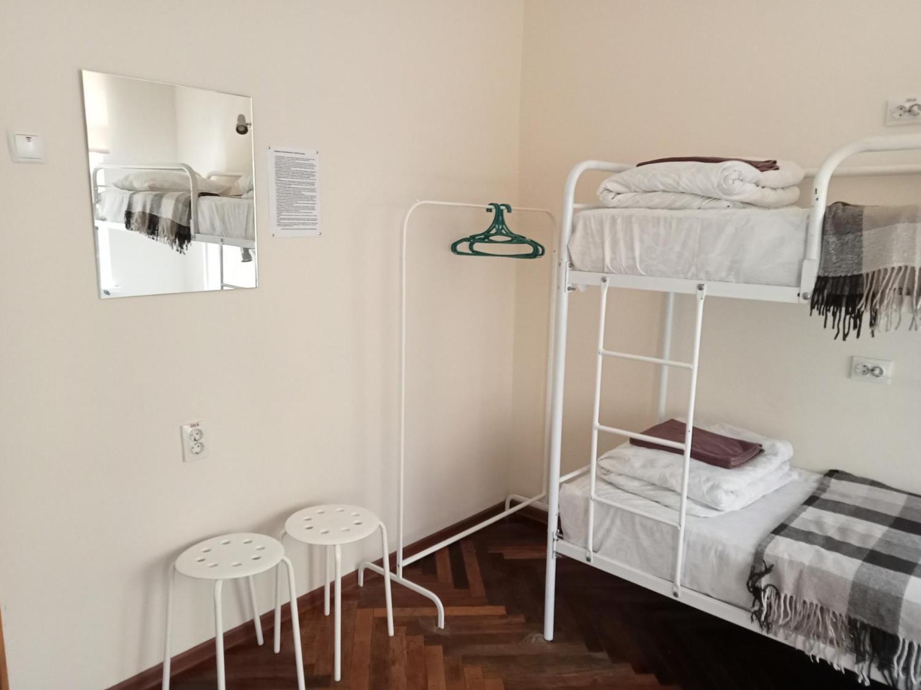Hostel Iskra Lviv Buitenkant foto