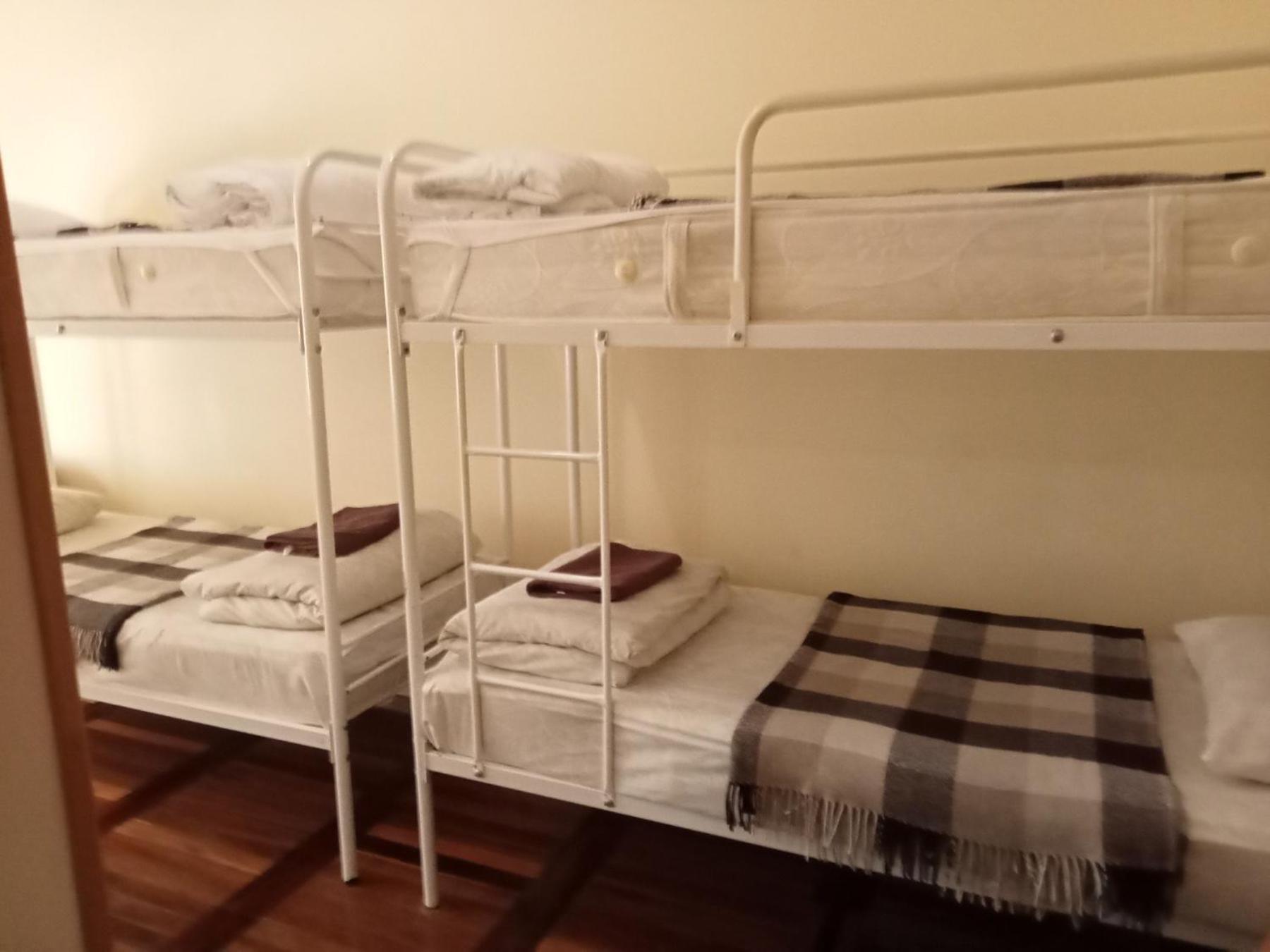 Hostel Iskra Lviv Buitenkant foto