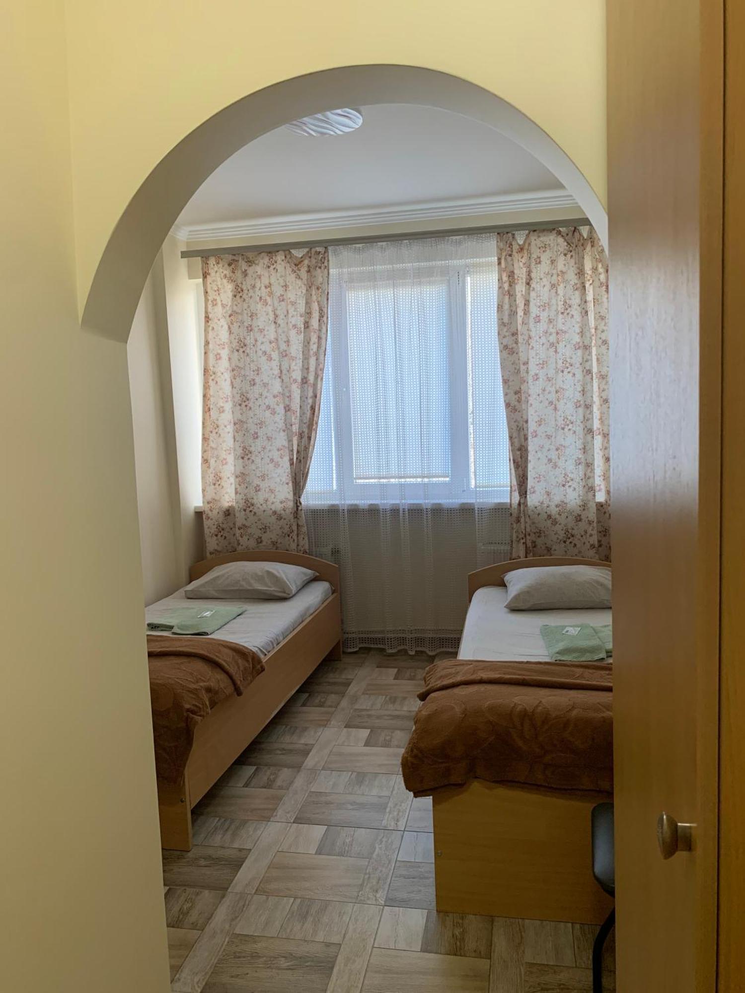 Hostel Iskra Lviv Buitenkant foto