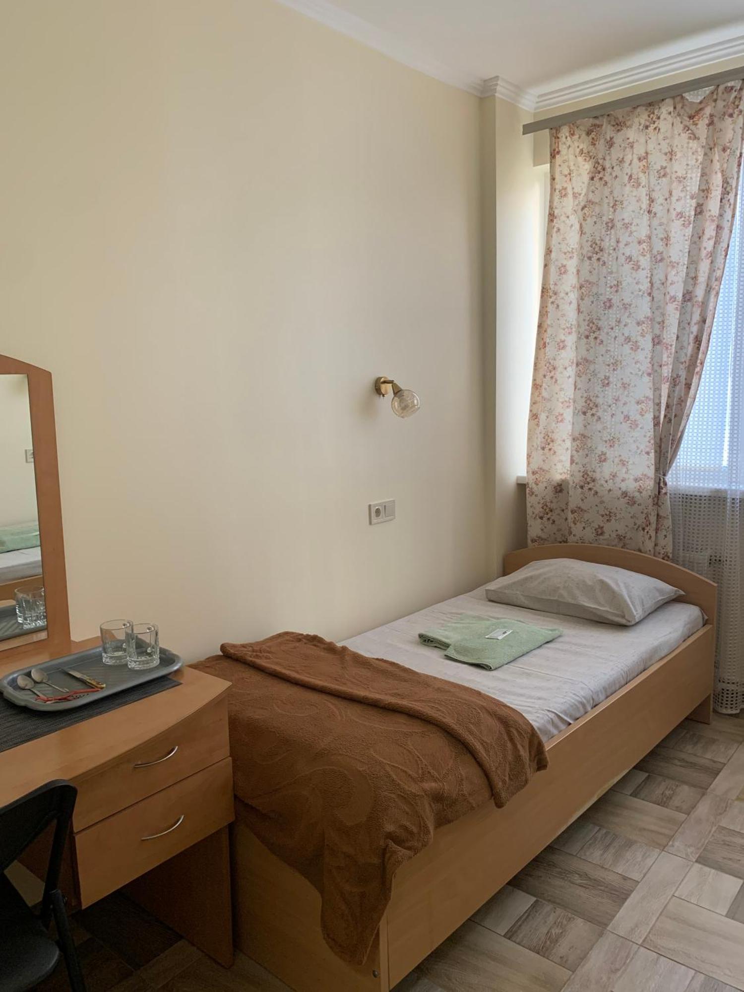 Hostel Iskra Lviv Buitenkant foto